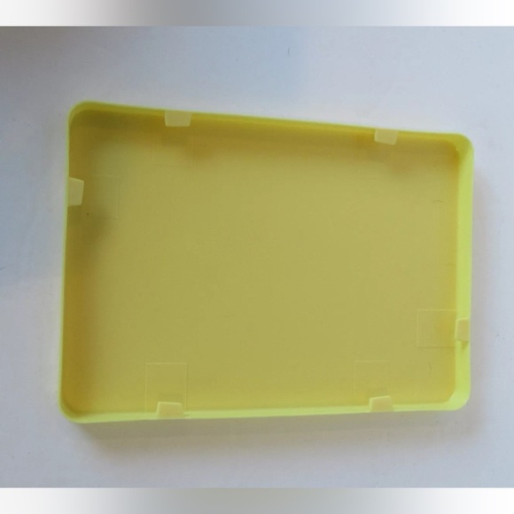 RARE Yellow Old World Rose 8 Pc Set 2 Ceramic 1 QT Plates Lids Baskets - Picture 5 of 15